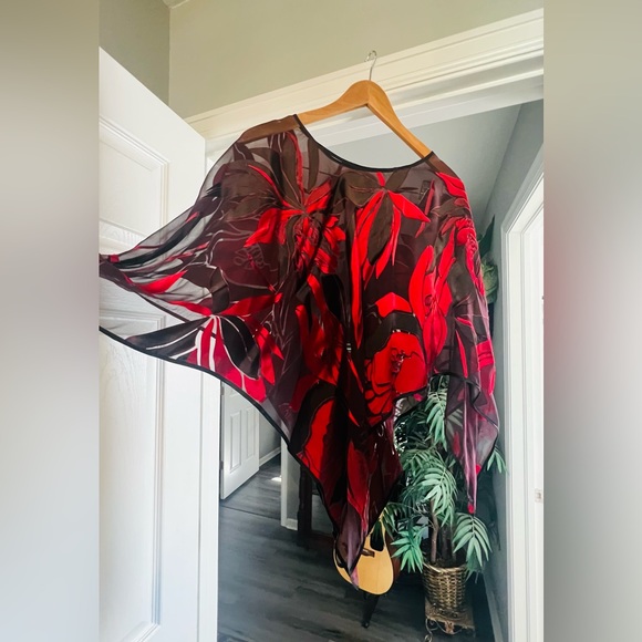 GORGEOUS rich floral sheer tunic OS - Picture 6 of 6